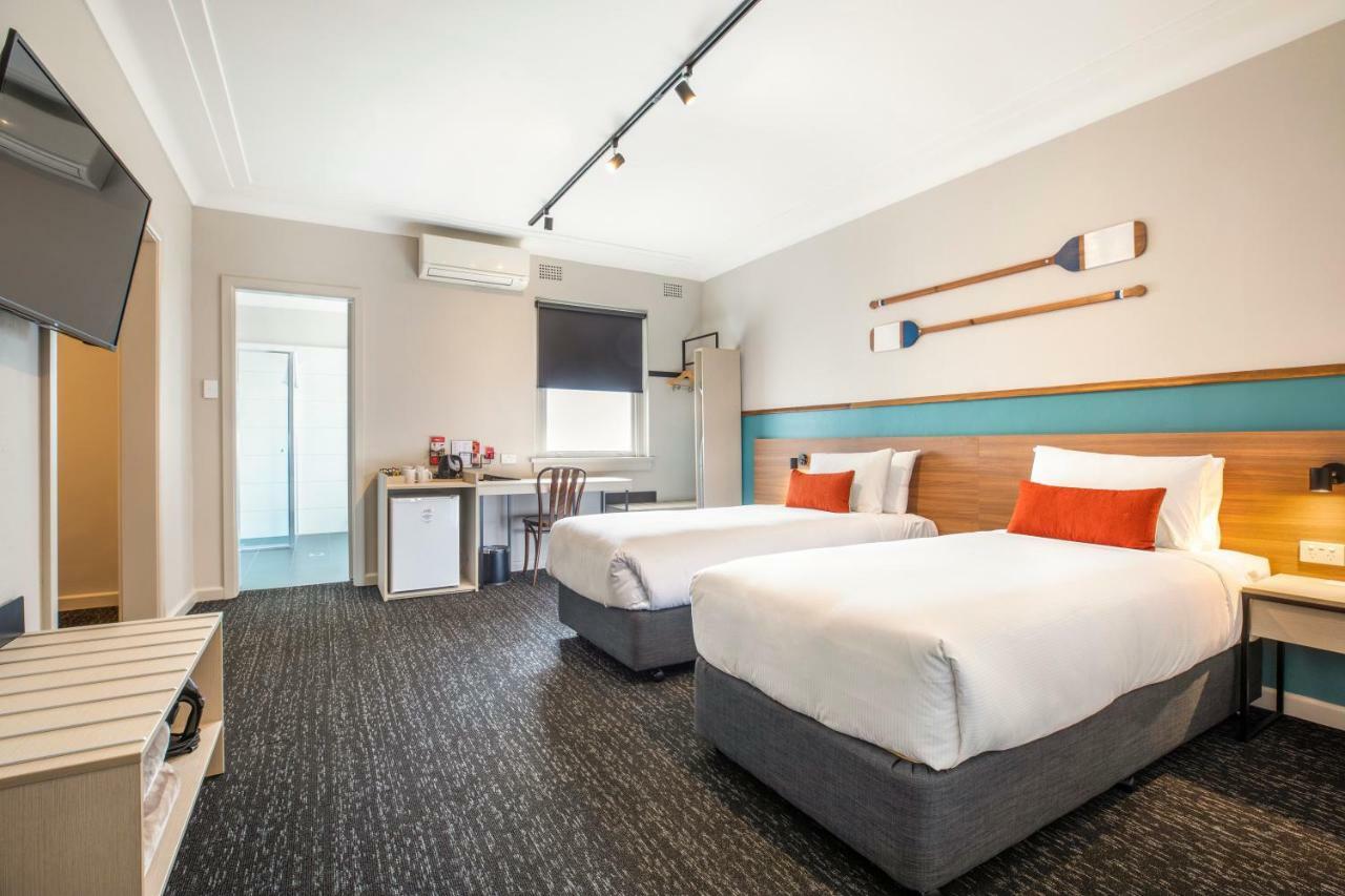 ไนท์แค็ป แอท โอเชียน บีช โฮเต็ล Hotel Umina Beach ภายนอก รูปภาพ